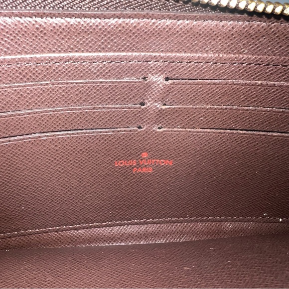 LOUIS VUITTON Damier Brown Zippy Wallet w/ Dust Bag | Gold Hardware | Large Size - Picture 9 of 12